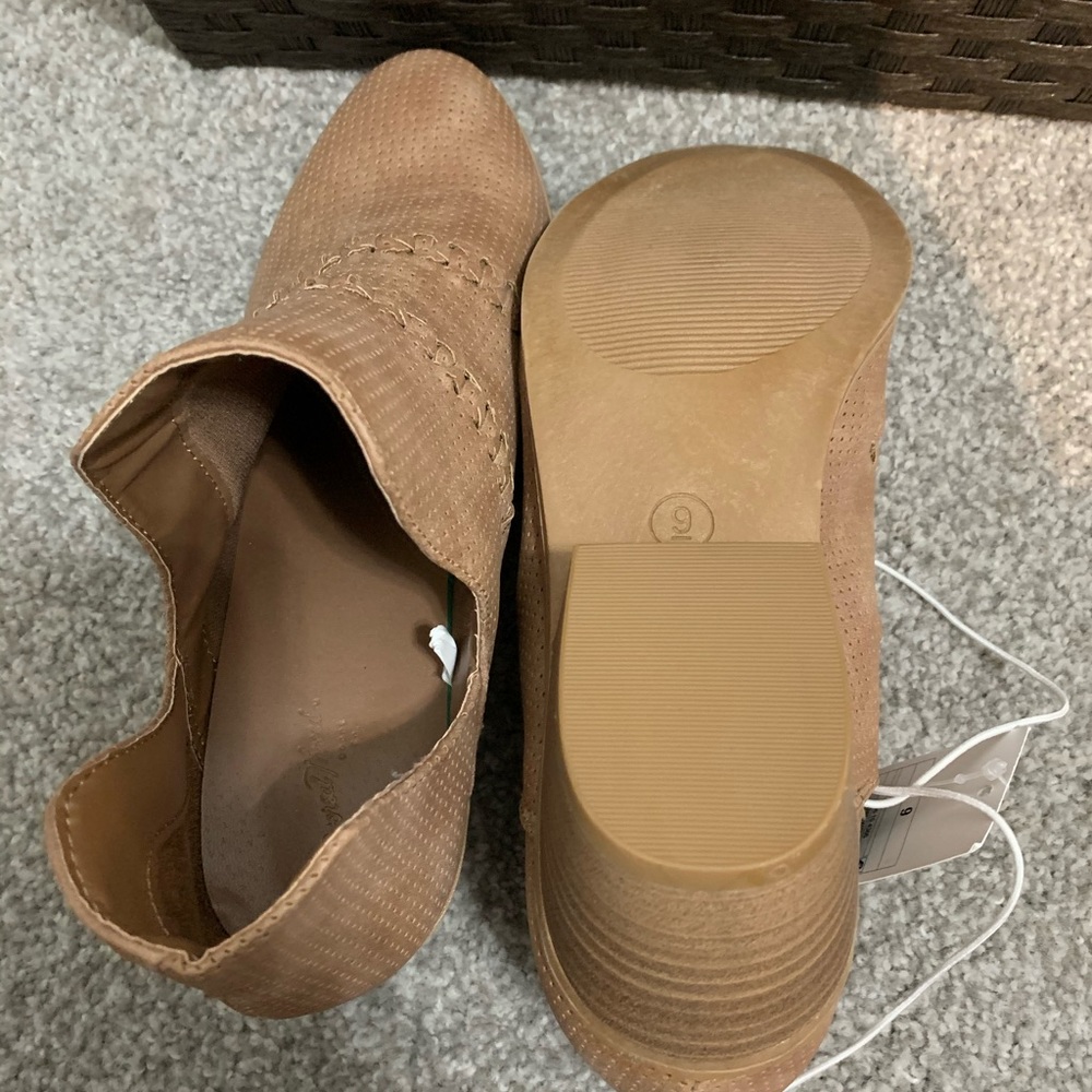 Women’s Booties